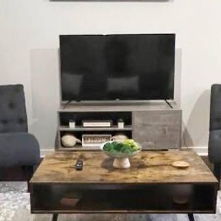 Ferienwohnung Townhouse In Uptown King Bed-Wi-Fi-Free Parking-Pool Charlotte Exterior foto