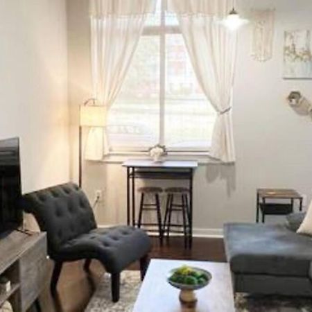 Ferienwohnung Townhouse In Uptown King Bed-Wi-Fi-Free Parking-Pool Charlotte Exterior foto