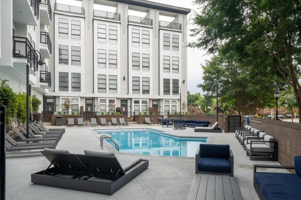 Ferienwohnung Townhouse In Uptown King Bed-Wi-Fi-Free Parking-Pool Charlotte Exterior foto